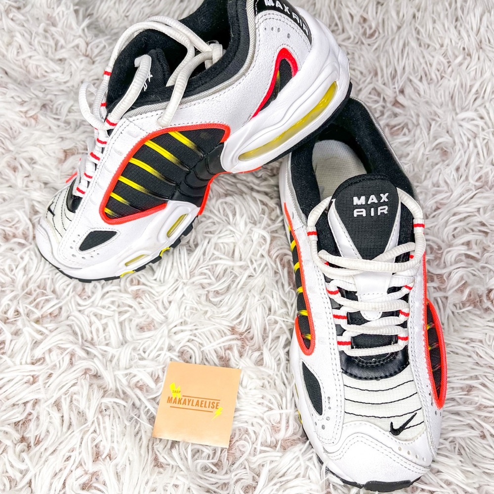 Nike Air Max Tailwind IV White Black Crimson (GS)
